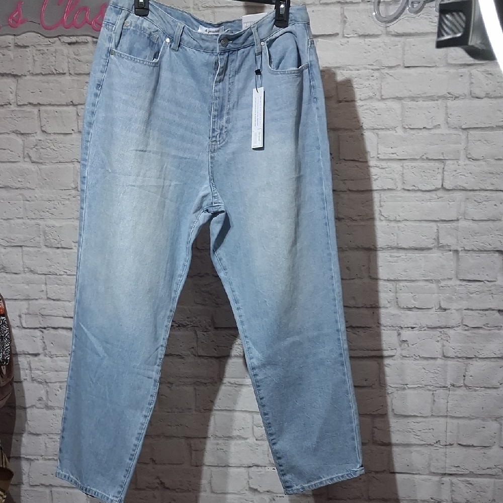 d. jeans Light Blue Relaxed Fit Tapered Jeans